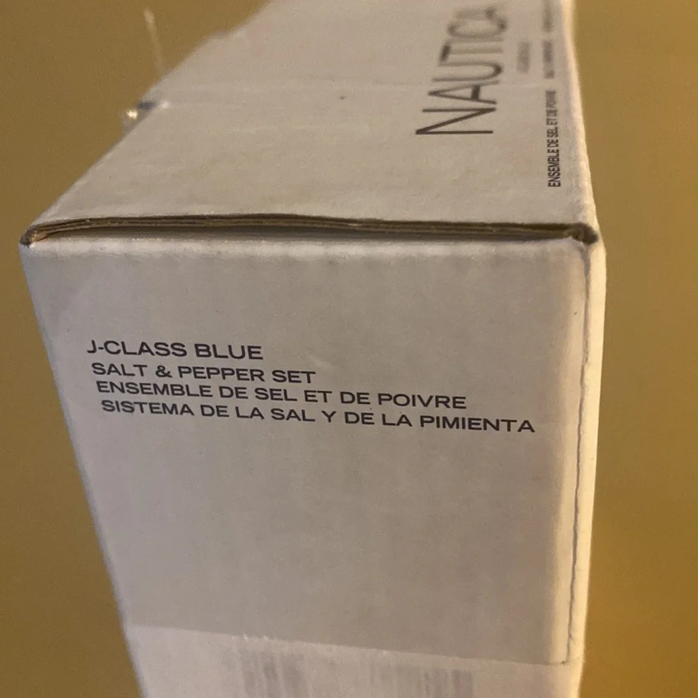 Nautica J-Class  Blue  Salt Pepper Shaker Striped Blue Retire Replacement